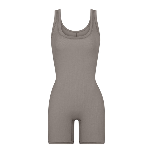 1. NWT SKIMS COTTON RIB ONESIE IN LIMITED EDITION SMOKE SIZE XS - Picture 1 of 9